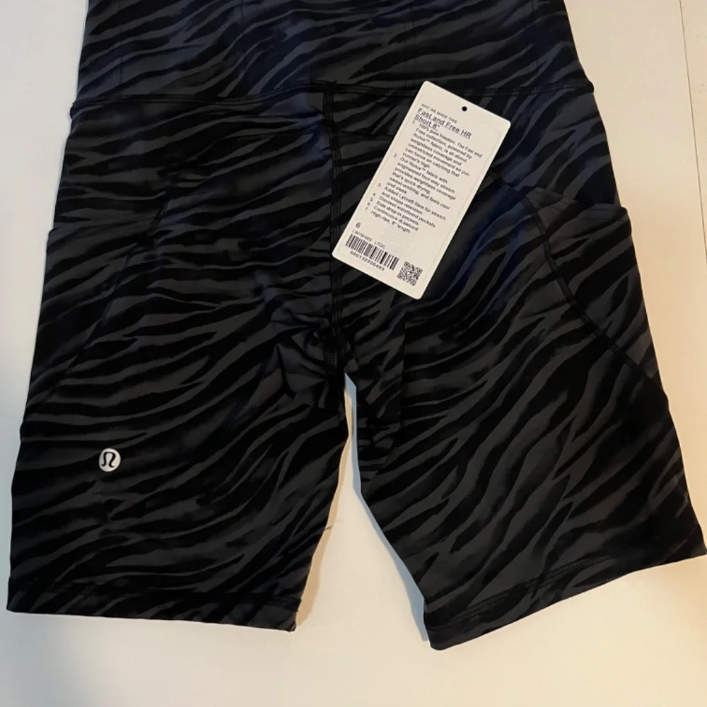Lululemon Fast and Free Shorts - Picture 5 of 5